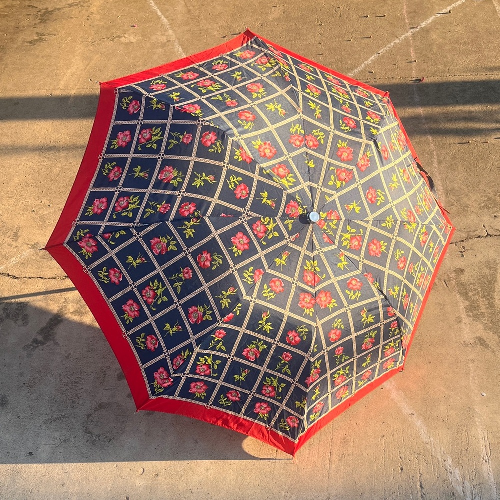 Ralfeaux Vintage Floral Umbrella with Red and Blue Design